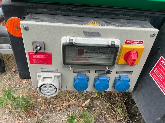 2004 kaeser m38 getrokken schroefcompressor met stroomgroep - afbeelding 15 van  17