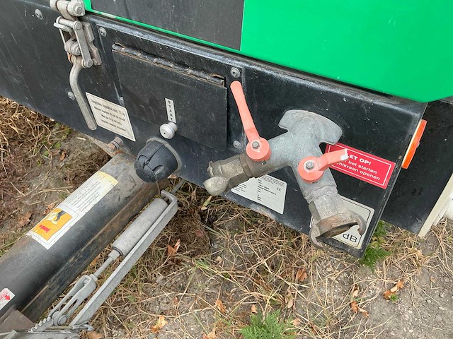 2004 kaeser m38 getrokken schroefcompressor met stroomgroep - afbeelding 16 van  17
