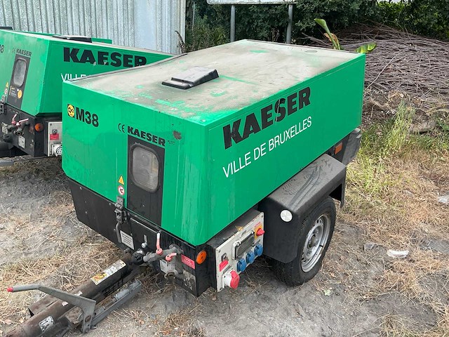 2004 kaeser m38 getrokken schroefcompressor met stroomgroep - afbeelding 11 van  18