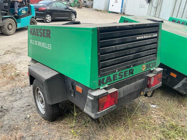 2004 kaeser m38 getrokken schroefcompressor met stroomgroep - afbeelding 15 van  18