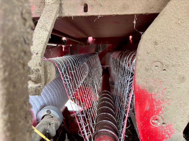 2004 koffer 180 sb ronde balenbalen - afbeelding 15 van  26