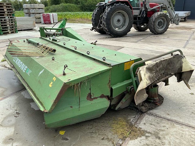 2004 krone easycut 320 cv schijvenmaaier met kneuzer en breedspreider - afbeelding 14 van  15
