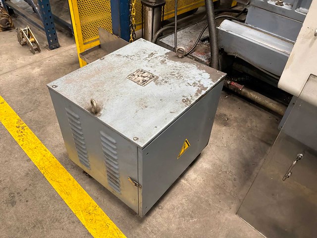 2004 leadwell mv-50i cnc freesmachine - afbeelding 11 van  12