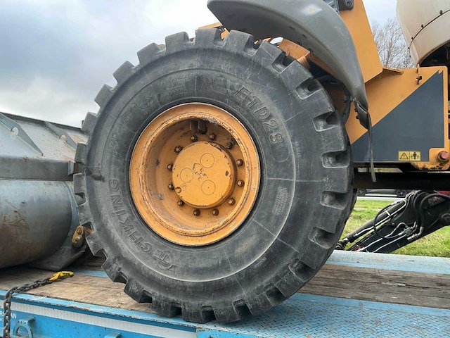 2004 liebherr l534 bandenbuldozer - afbeelding 11 van  14