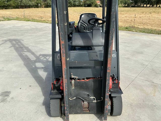 2004 linde e16p-02 vorkheftruck met vernieuwde accu - afbeelding 8 van  8