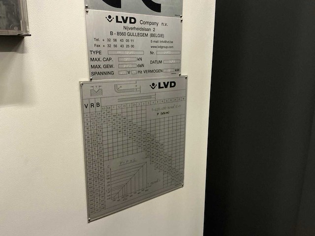 2004 lvd ppeb 320/40 cnc hydraulische kantbank - afbeelding 3 van  13