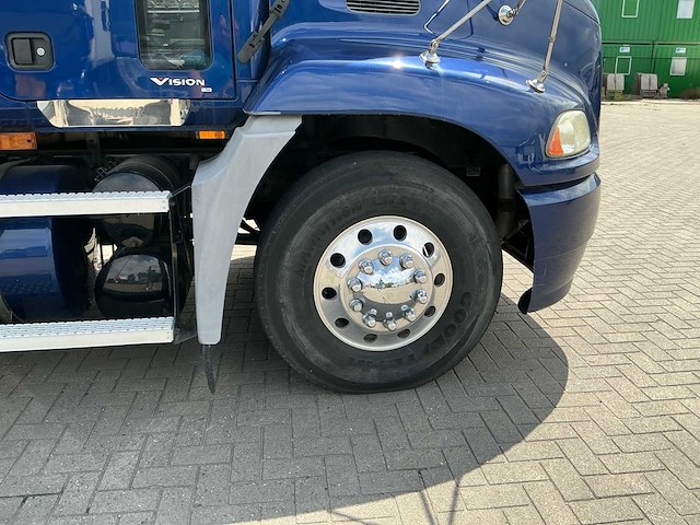 2004 mack cx613 vrachtwagen - afbeelding 12 van  35