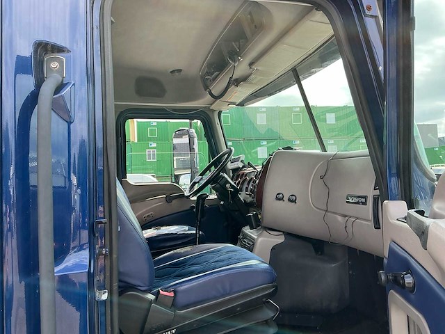 2004 mack cx613 vrachtwagen - afbeelding 19 van  35