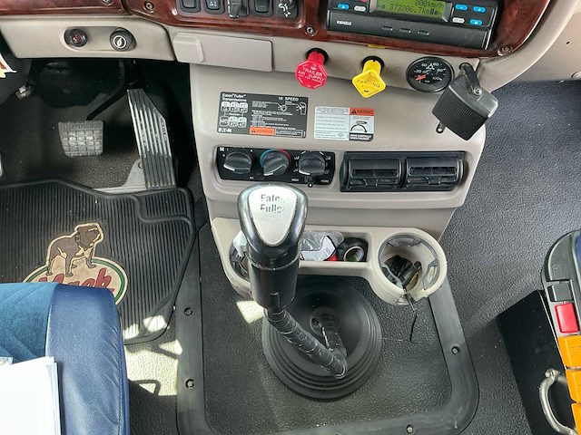 2004 mack cx613 vrachtwagen - afbeelding 25 van  35