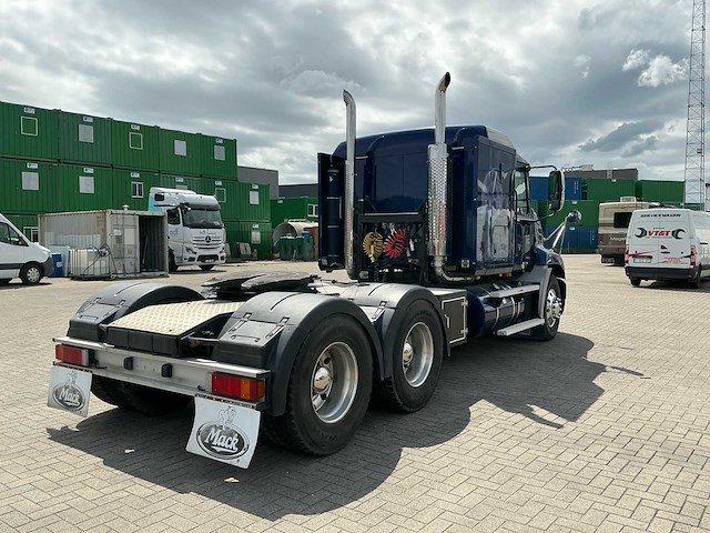2004 mack cx613 vrachtwagen - afbeelding 5 van  35