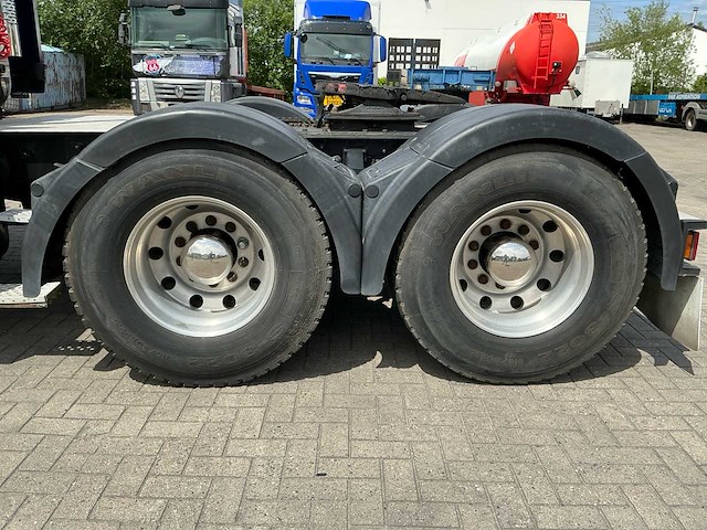 2004 mack cx613 vrachtwagen - afbeelding 2 van  35