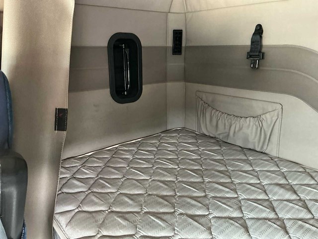 2004 mack cx613 vrachtwagen - afbeelding 18 van  28