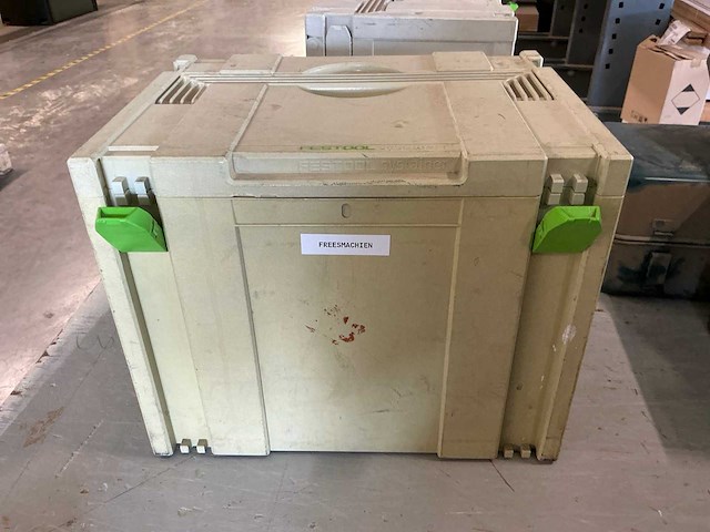 2004 makita m12 v bovenfrees - afbeelding 3 van  3