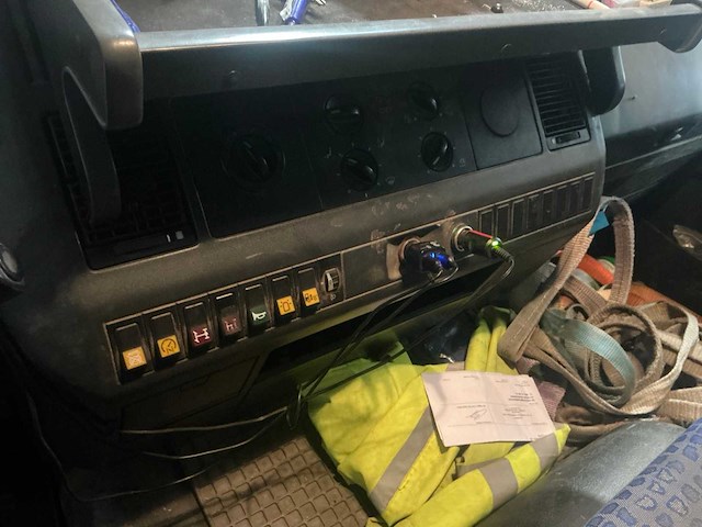 2004 man le12.180 vrachtwagen - afbeelding 5 van  6