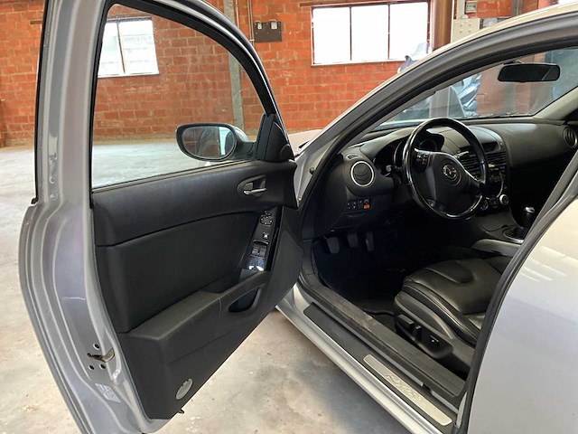 2004 mazda rx8 personenauto - afbeelding 33 van  34