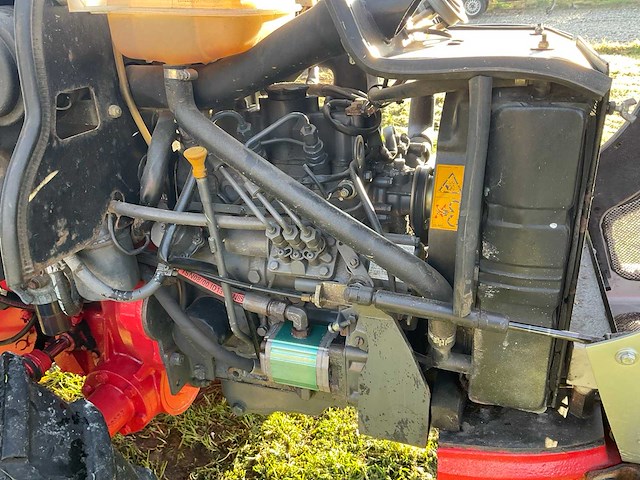 2004 mccormick g30r - minitractor - afbeelding 7 van  26