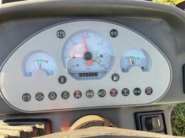 2004 mccormick g30r - minitractor - afbeelding 13 van  26