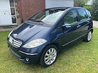 2004 mercedes a200 - airco - benzine - goed onderhouden - afbeelding 1 van  55