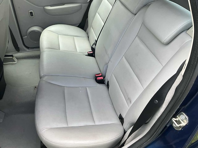 2004 mercedes a200 - airco - benzine - goed onderhouden - afbeelding 29 van  55