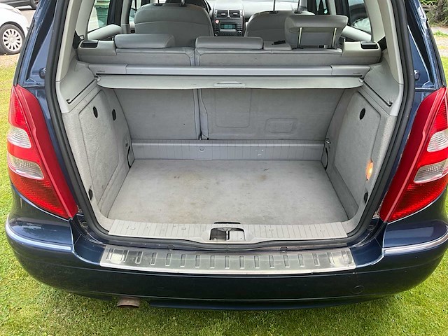 2004 mercedes a200 - airco - benzine - goed onderhouden - afbeelding 32 van  55