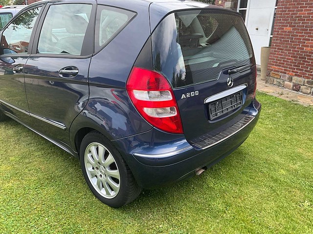 2004 mercedes a200 - airco - benzine - goed onderhouden - afbeelding 23 van  55