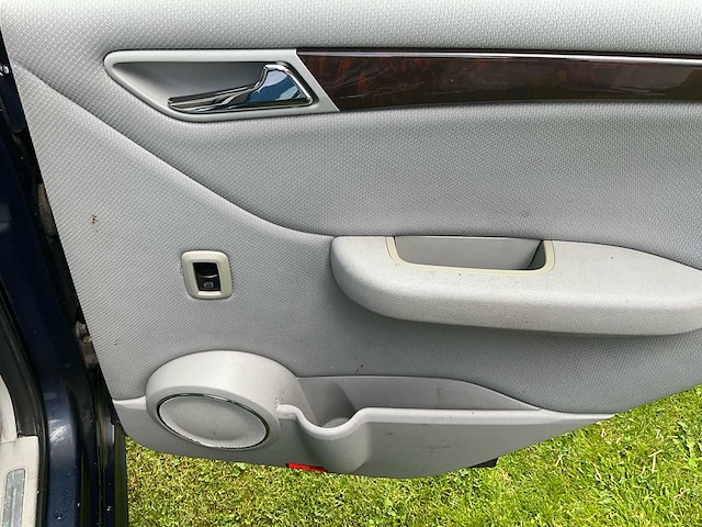 2004 mercedes a200 - airco - benzine - goed onderhouden - afbeelding 36 van  55