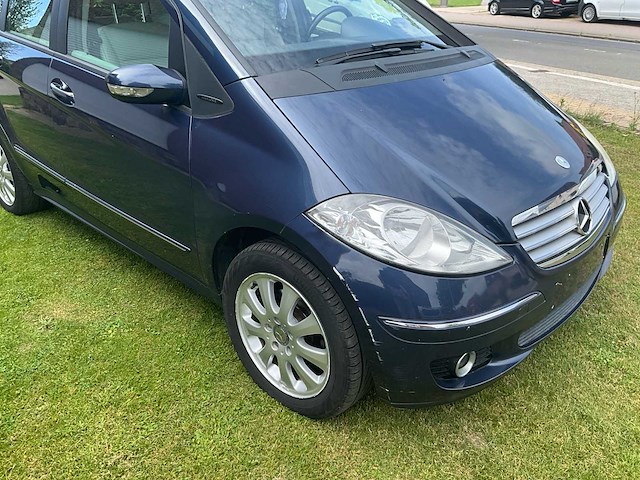 2004 mercedes a200 - airco - benzine - goed onderhouden - afbeelding 53 van  55