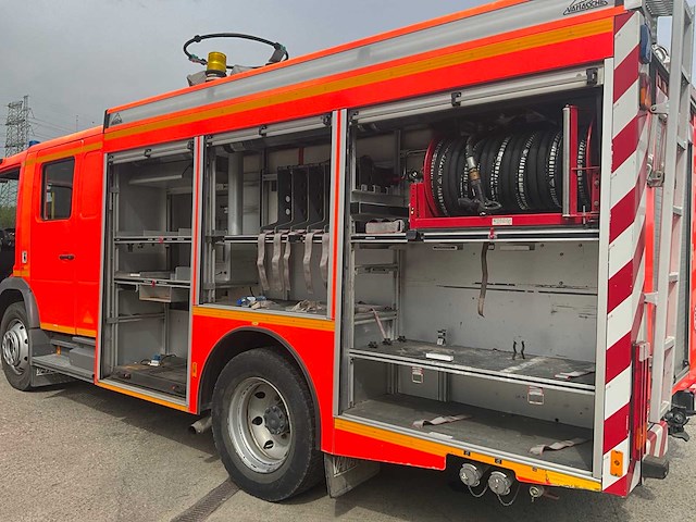 2004 mercedes-benz atego brandweerwagen - afbeelding 16 van  42