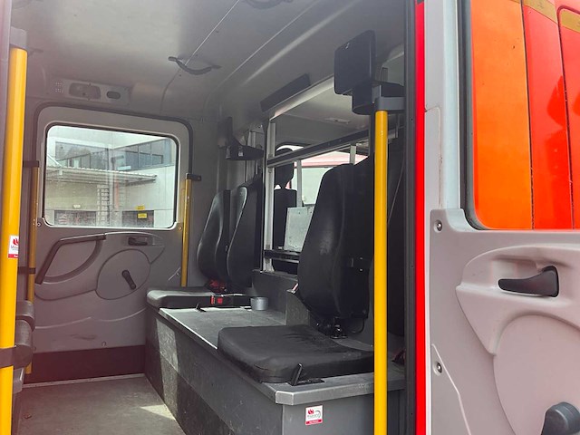 2004 mercedes-benz atego brandweerwagen - afbeelding 24 van  42