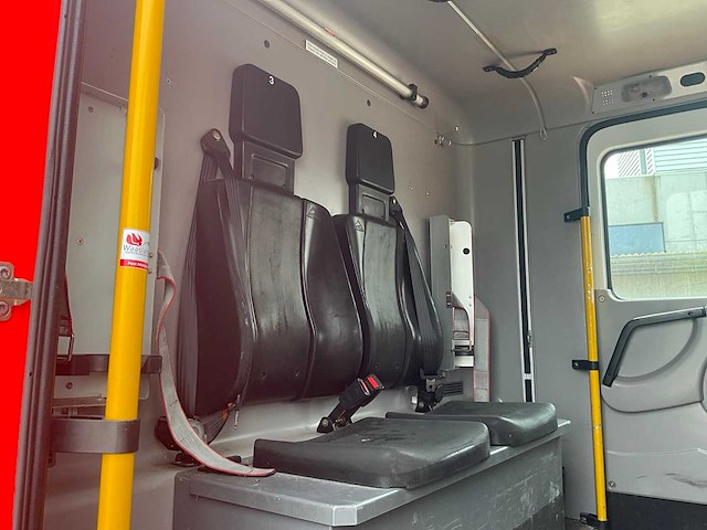 2004 mercedes-benz atego brandweerwagen - afbeelding 25 van  42