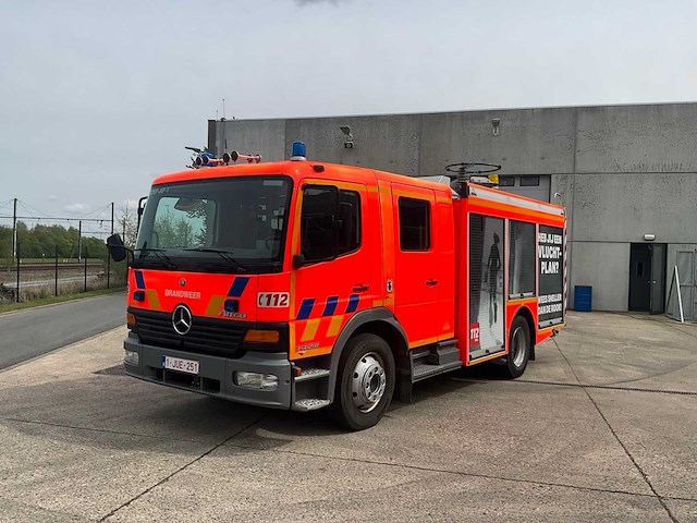 2004 mercedes-benz atego brandweerwagen - afbeelding 1 van  26