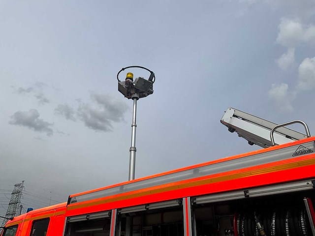 2004 mercedes-benz atego brandweerwagen - afbeelding 19 van  26