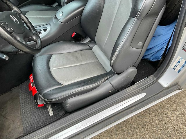 2004 mercedes-benz clk240 cabrio youngtimer - 115.387 km – topstaat - afbeelding 29 van  61