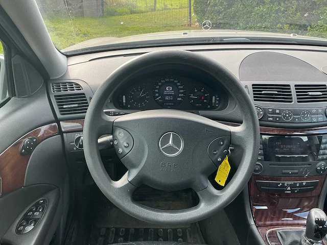 2004 mercedes-benz e200cdi personenauto - afbeelding 7 van  33