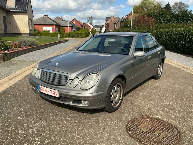 2004 mercedes-benz e200cdi personenauto - afbeelding 1 van  33