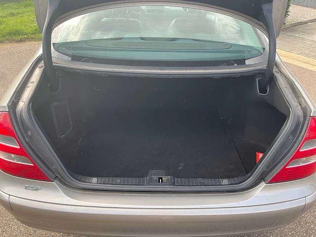 2004 mercedes-benz e200cdi personenauto - afbeelding 21 van  33