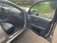 2004 mercedes-benz e200cdi personenauto - afbeelding 25 van  33