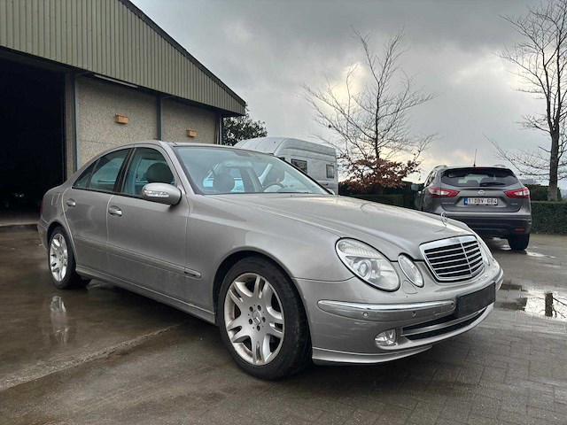 2004 mercedes-benz e270cdi personenauto - afbeelding 1 van  35