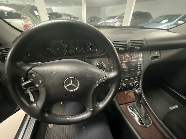 2004 mercedes c180 - personenauto - afbeelding 13 van  21