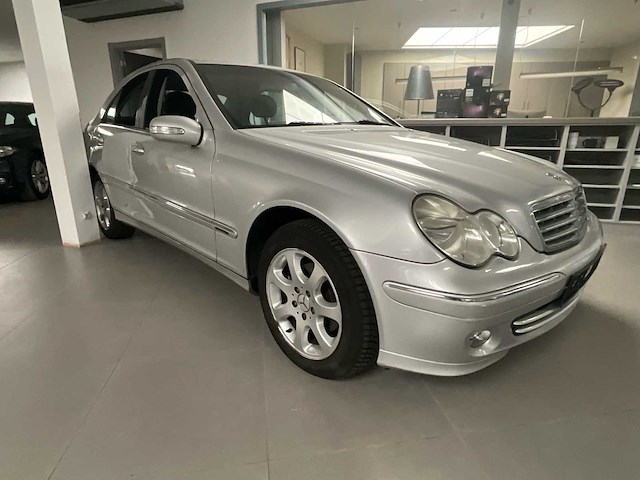 2004 mercedes c180 - personenauto - afbeelding 15 van  21