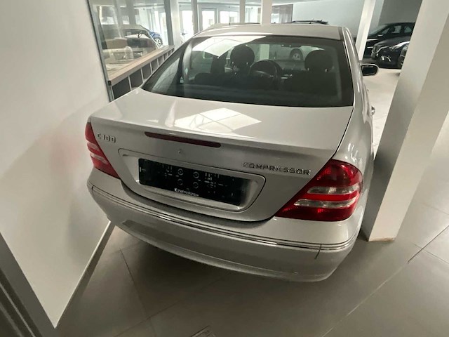 2004 mercedes c180 - personenauto - afbeelding 16 van  21