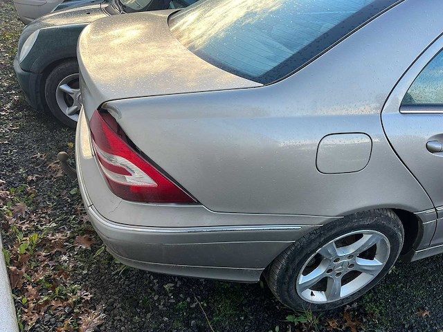 2004 mercedes c200 cdi - afbeelding 11 van  16