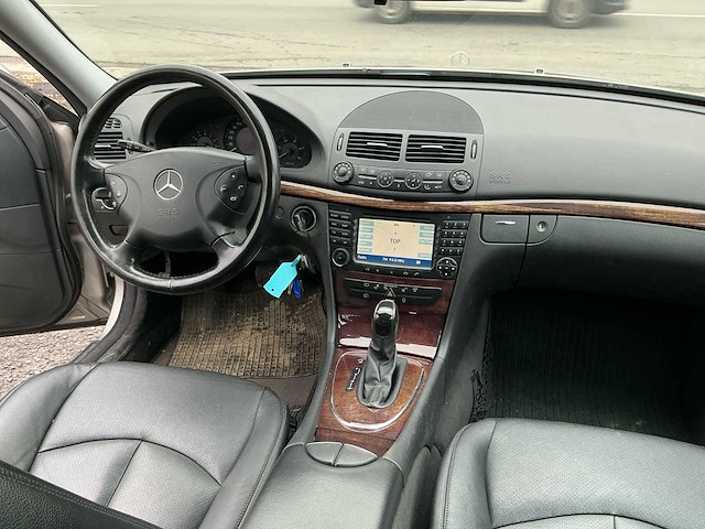 2004 mercedes e220 cdi - afbeelding 3 van  35