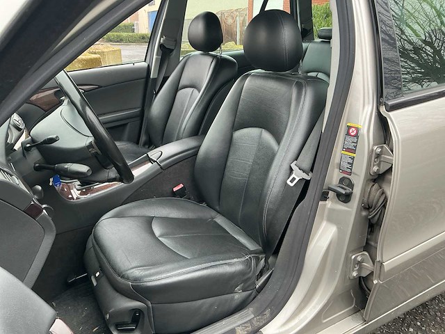 2004 mercedes e220 cdi - afbeelding 10 van  35