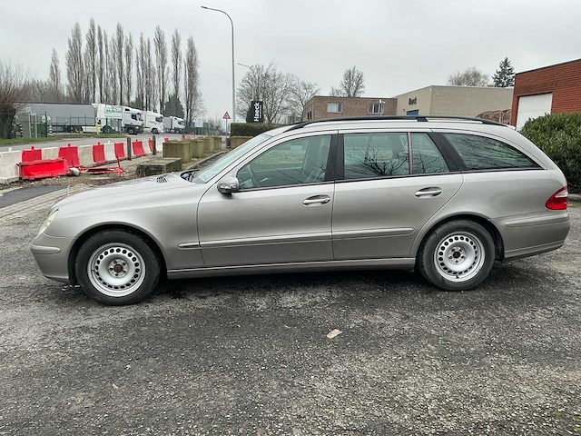 2004 mercedes e220 cdi - afbeelding 33 van  35