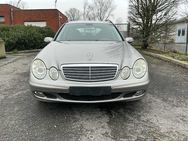 2004 mercedes e220 cdi - afbeelding 34 van  35