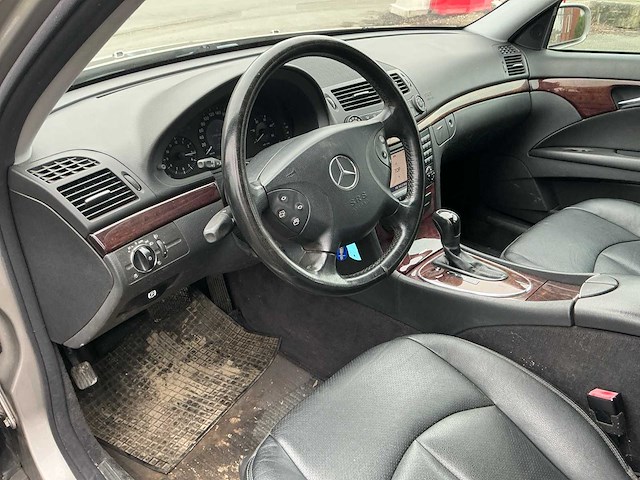 2004 mercedes e220 cdi - afbeelding 35 van  35