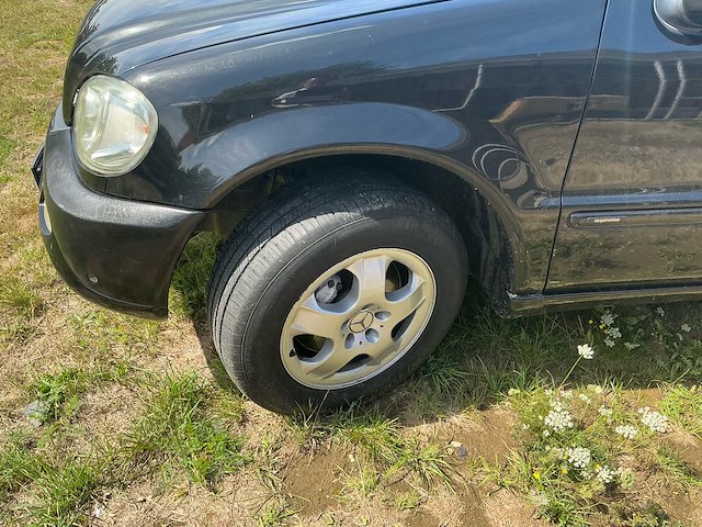 2004 mercedes ml 270 cdi lichte vracht personenauto - afbeelding 18 van  34