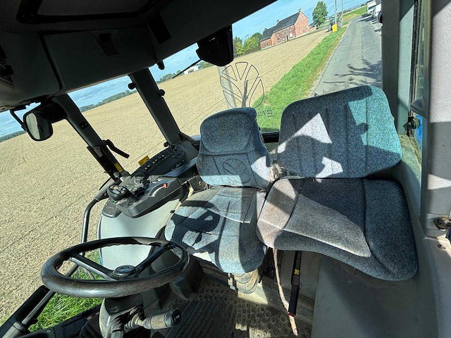 2004 new holland tvt 190 4wd landbouwtractor - afbeelding 8 van  18