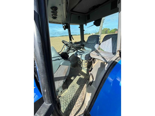 2004 new holland tvt 190 4wd landbouwtractor - afbeelding 9 van  18